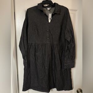 New with Tags!!!! Ladies’s Nine West Charcoal Button-Up dress.